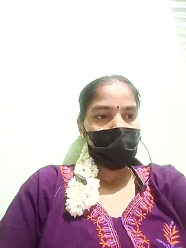 anusiya01 online show from December 29, 2024, 4:51 pm