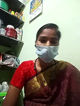 anusiya01 online show from December 30, 2024, 4:51 pm