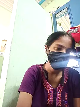 anusiya01 online show from January 3, 2025, 6:44 am