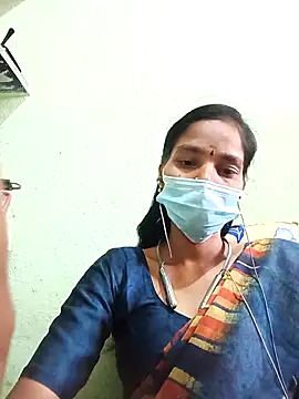 anusiya01 online show from December 21, 2025, 9:05 am