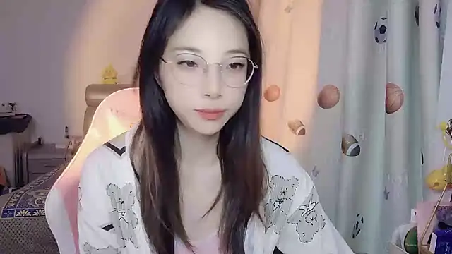 ooo   mimi online show from December 5, 2024, 2:42 am