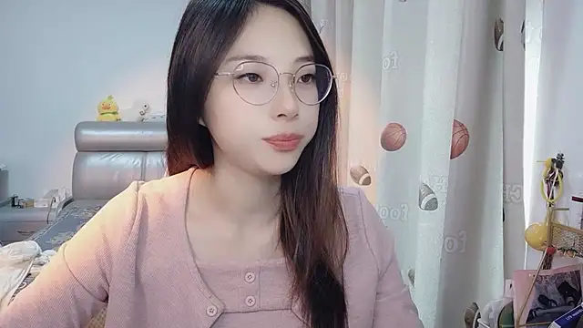 ooo   mimi online show from December 6, 2024, 2:24 am