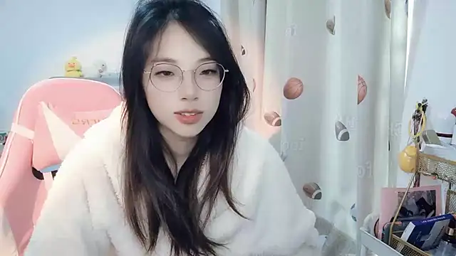 ooo   mimi online show from December 20, 2024, 2:19 am