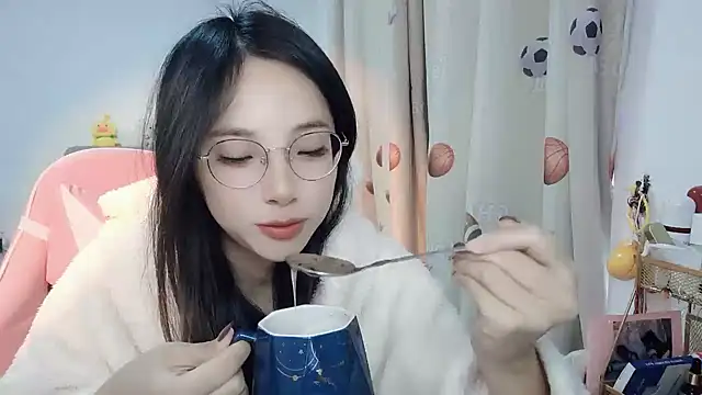 ooo   mimi online show from December 23, 2024, 2:13 am