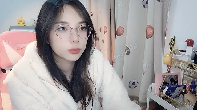 ooo   mimi online show from December 23, 2024, 5:17 am