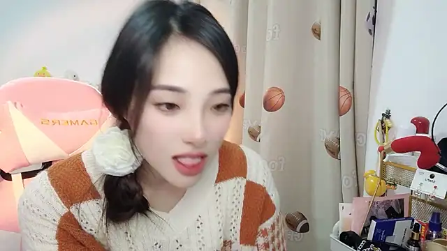ooo   mimi online show from December 28, 2024, 2:10 pm