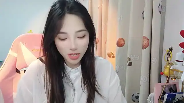ooo   mimi online show from January 2, 2025, 12:24 pm