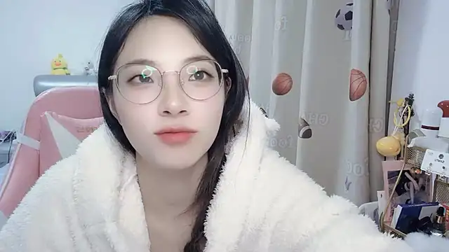 ooo   mimi online show from January 7, 2025, 10:54 am