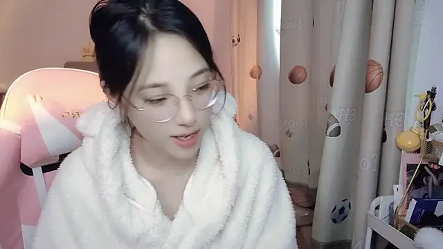 ooo   mimi online show from January 8, 2025, 2:14 am
