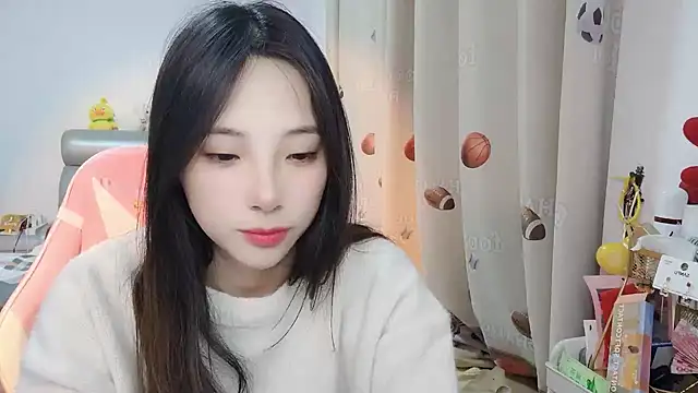 ooo   mimi online show from January 10, 2025, 2:02 pm