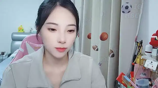 ooo   mimi online show from January 15, 2025, 12:25 pm