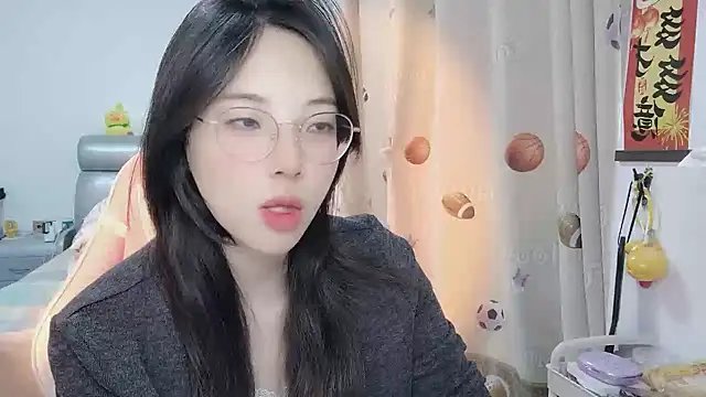 ooo   mimi online show from February 20, 2025, 2:07 am