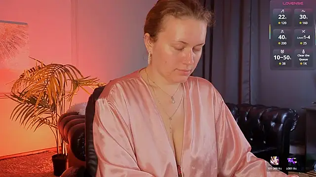 Ariell Margot  online show from May 5, 2026, 5:26 am