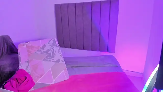 sarah  bigboobs online show from January 13, 2026, 12:32 pm