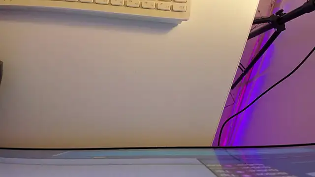 Snapshot of sarah__bigboobs chatting on February 19, 2026, 7:37 am sarah bigboobs online show from February 19, 2026, 7:37 am