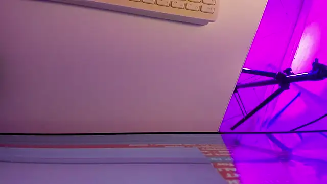 Snapshot of sarah__bigboobs chatting on March 5, 2026, 3:35 am sarah bigboobs online show from March 5, 2026, 3:35 am