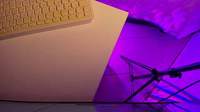 Snapshot of sarah__bigboobs chatting on March 24, 2026, 8:08 am sarah bigboobs online show from March 24, 2026, 8:08 am