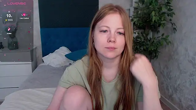 JennyyHot online show from March 20, 2026, 5:56 am