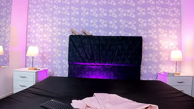 BritneySweet  online show from February 17, 2026, 4:09 am