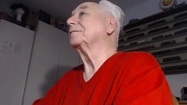 utilisasinus online show from January 16, 2025, 8:25 pm