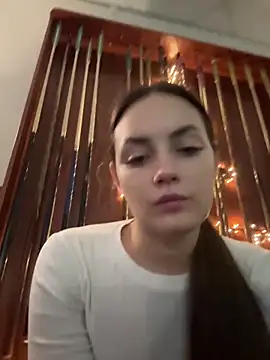 emma nlo online show from January 7, 2025, 5:22 am