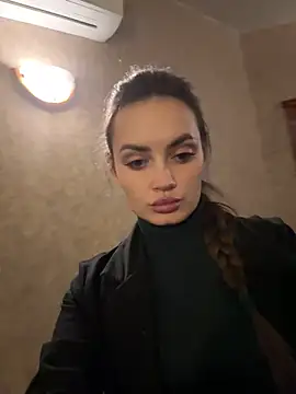 emma nlo online show from January 15, 2025, 4:43 pm