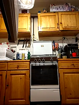 intx800 online show from December 18, 2024, 3:15 am