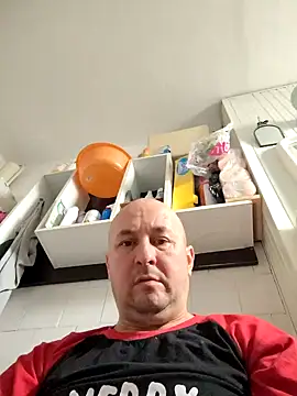 intx800 online show from January 1, 2025, 8:35 am