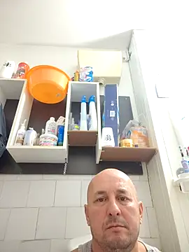 intx800 online show from October 17, 2025, 2:15 am