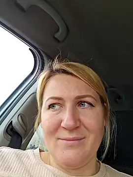 -Schweppes- online show from November 3, 2025, 10:16 am