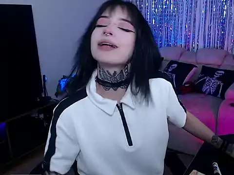 Liaa Rodriguezz online show from September 23, 2025, 10:57 pm