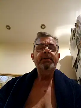 axecoman60 online show from January 14, 2025, 6:56 am