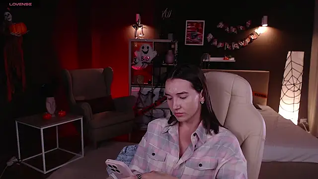 Snapshot of Bellla_Haddid chatting on October 23, 2025, 1:05 am Bellla Haddid online show from October 23, 2025, 1:05 am