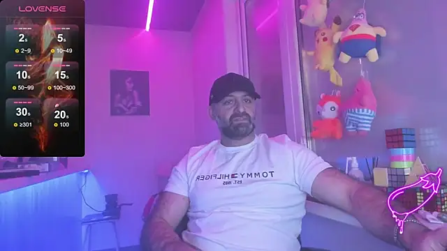 MAGABEAR077 online show from February 5, 2025, 10:51 am