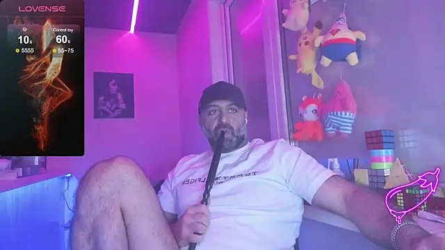 MAGABEAR077 online show from February 7, 2025, 7:29 am