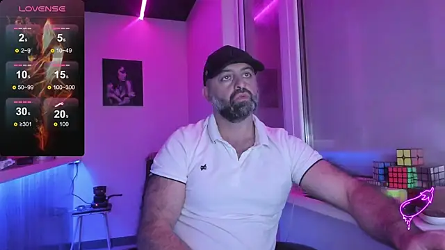 MAGABEAR077 online show from October 5, 2025, 9:29 am