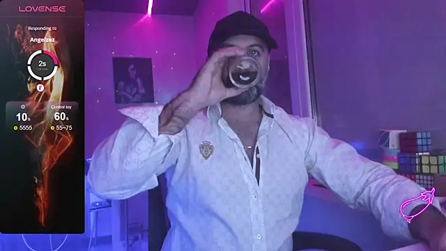 MAGABEAR077 online show from November 5, 2025, 6:19 pm