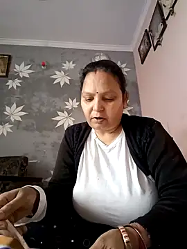 Kavya kapoor online show from February 2, 2025, 4:26 am