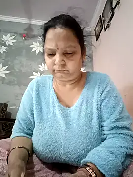 Kavya kapoor online show from February 3, 2025, 2:36 am