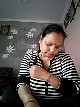 Kavya kapoor online show from February 9, 2025, 12:30 pm