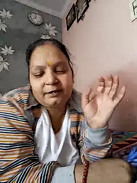 Kavya kapoor online show from February 15, 2025, 7:06 am