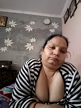Kavya kapoor online show from February 17, 2025, 4:53 am