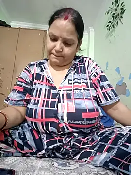 Snapshot of Kavya_kapoor chatting on October 5, 2025, 5:33 pm Kavya kapoor online show from October 5, 2025, 5:33 pm