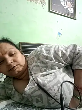 Kavya kapoor online show from December 17, 2025, 5:41 pm