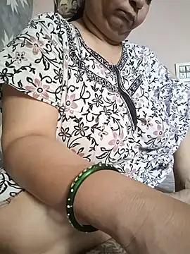 Kavya kapoor online show from June 6, 2026, 2:05 am