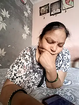 Kavya kapoor online show from June 24, 2026, 4:33 am