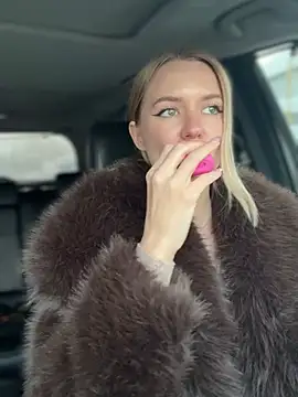 Devill Angel  online show from January 9, 2026, 10:18 am