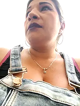 Hannahcandyy online show from December 31, 2024, 4:46 pm