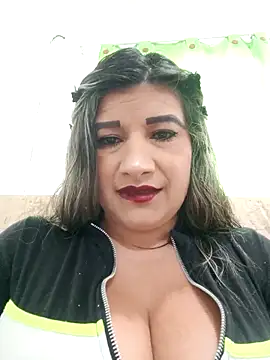 Snapshot of Hannahcandyy chatting on September 27, 2025, 7:30 pm Hannahcandyy online show from September 27, 2025, 7:30 pm