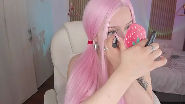 Kendall Bunnyy online show from September 13, 2025, 9:14 pm